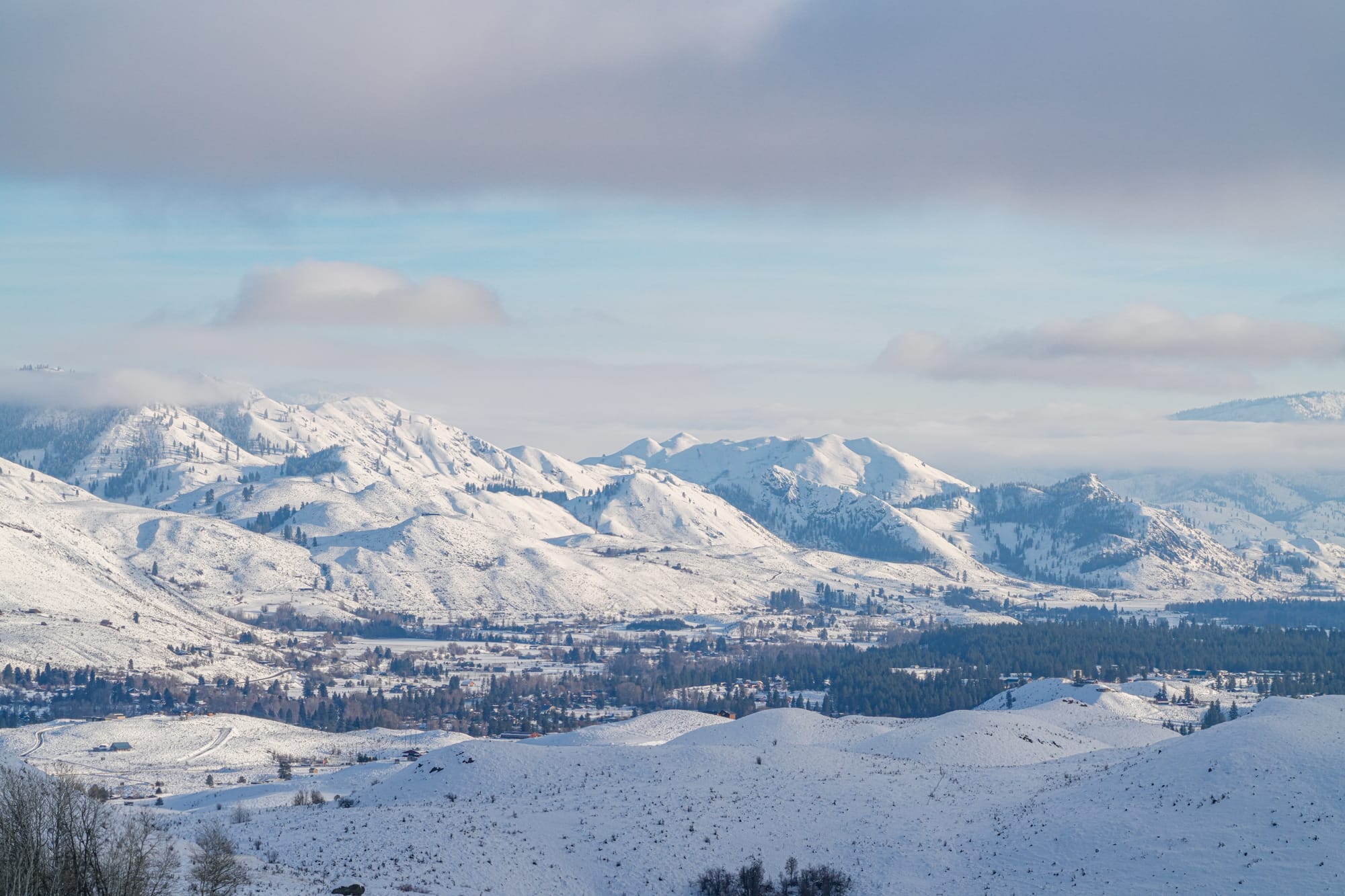 sun and snow on Winthrop